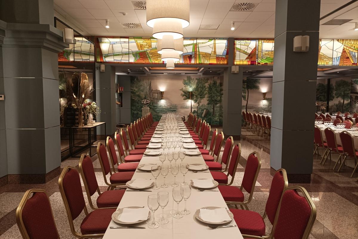 Hotel De Castilla 4*